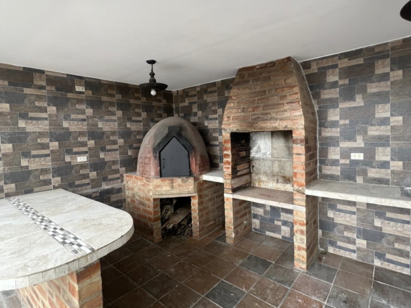 CASA EN VENTA – SECTOR EL COLIBRI | VALLE DE LOS CHILLOS