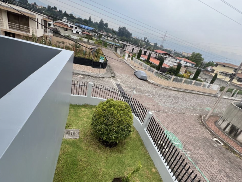 CASA EN VENTA – SECTOR EL COLIBRI | VALLE DE LOS CHILLOS